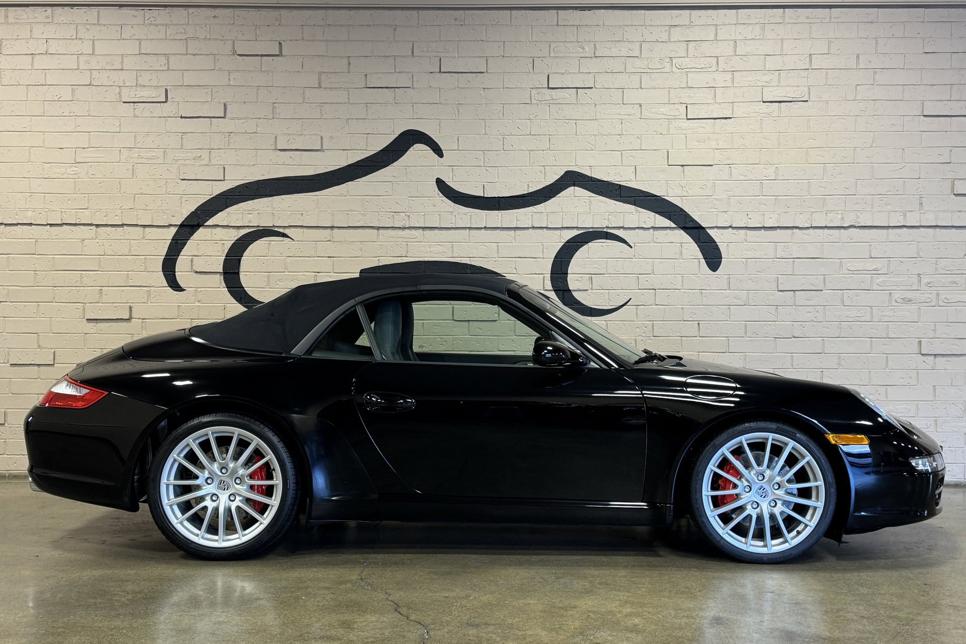 Used 2006 Porsche 911 Carrera S image 3