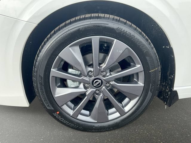 New 2026 Nissan Sentra SL w/ Floor Mat Package FWD image 10