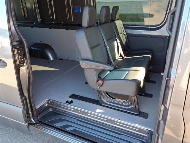 New 2025 Mercedes-Benz Sprinter 2500 image 22