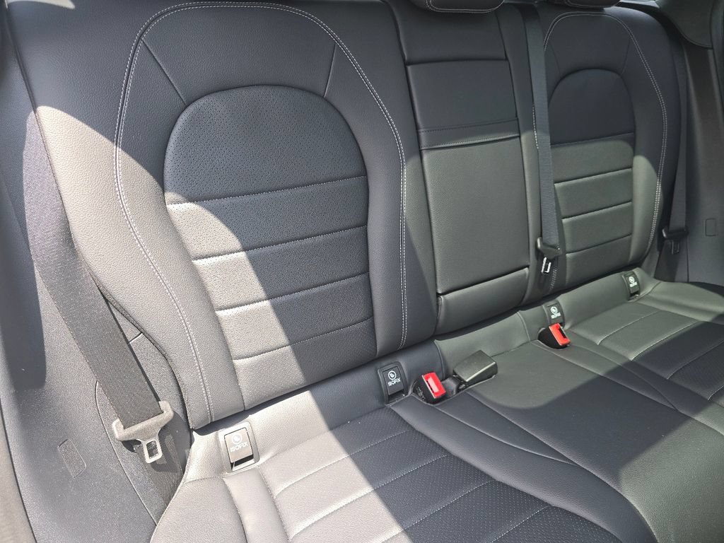 Used 2022 Mercedes-Benz GLC 300 4MATIC image 23