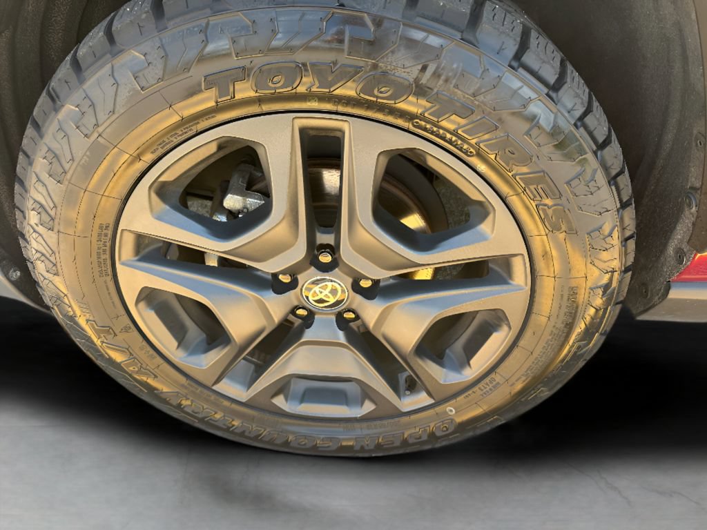 Used 2024 Toyota RAV4 Adventure AWD/4WD image 9