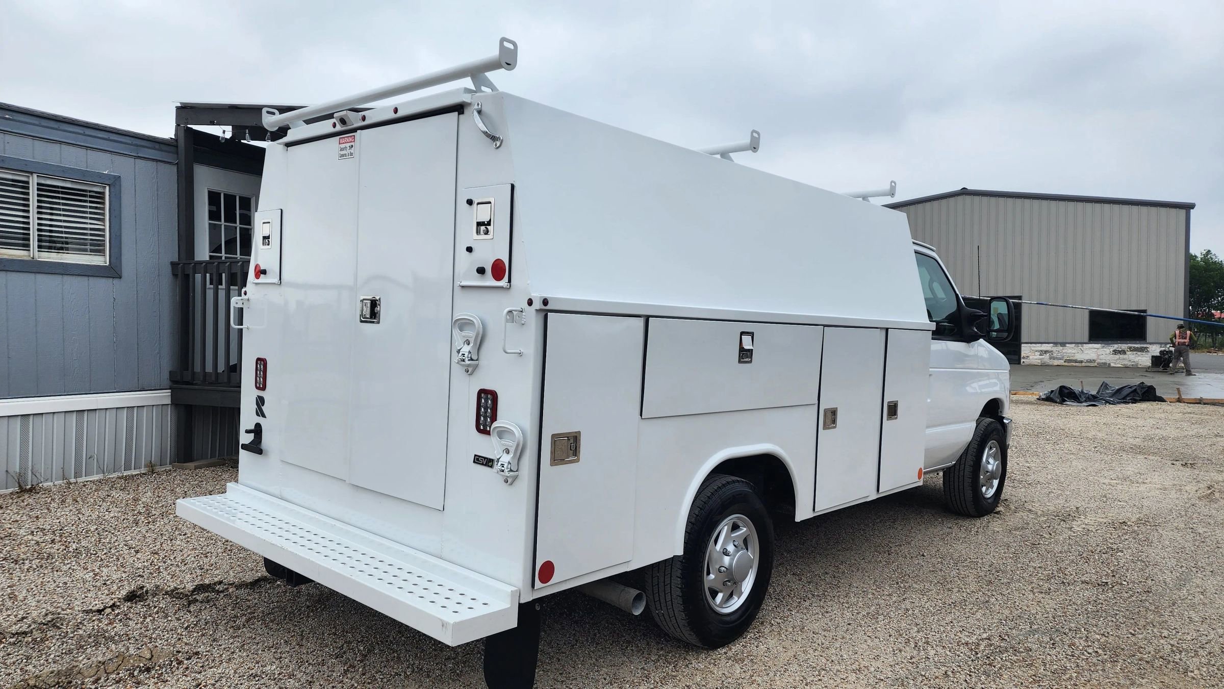 Used 2024 Ford E-350 and Econoline 350 Super Duty w/ Power Windows & Locks Group image 12