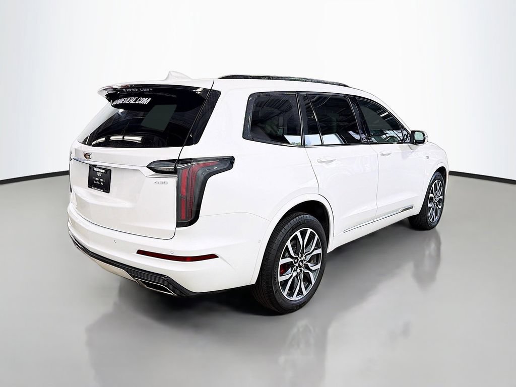 Certified 2024 Cadillac XT6 Sport w/ Technology Package AWD/4WD image 9