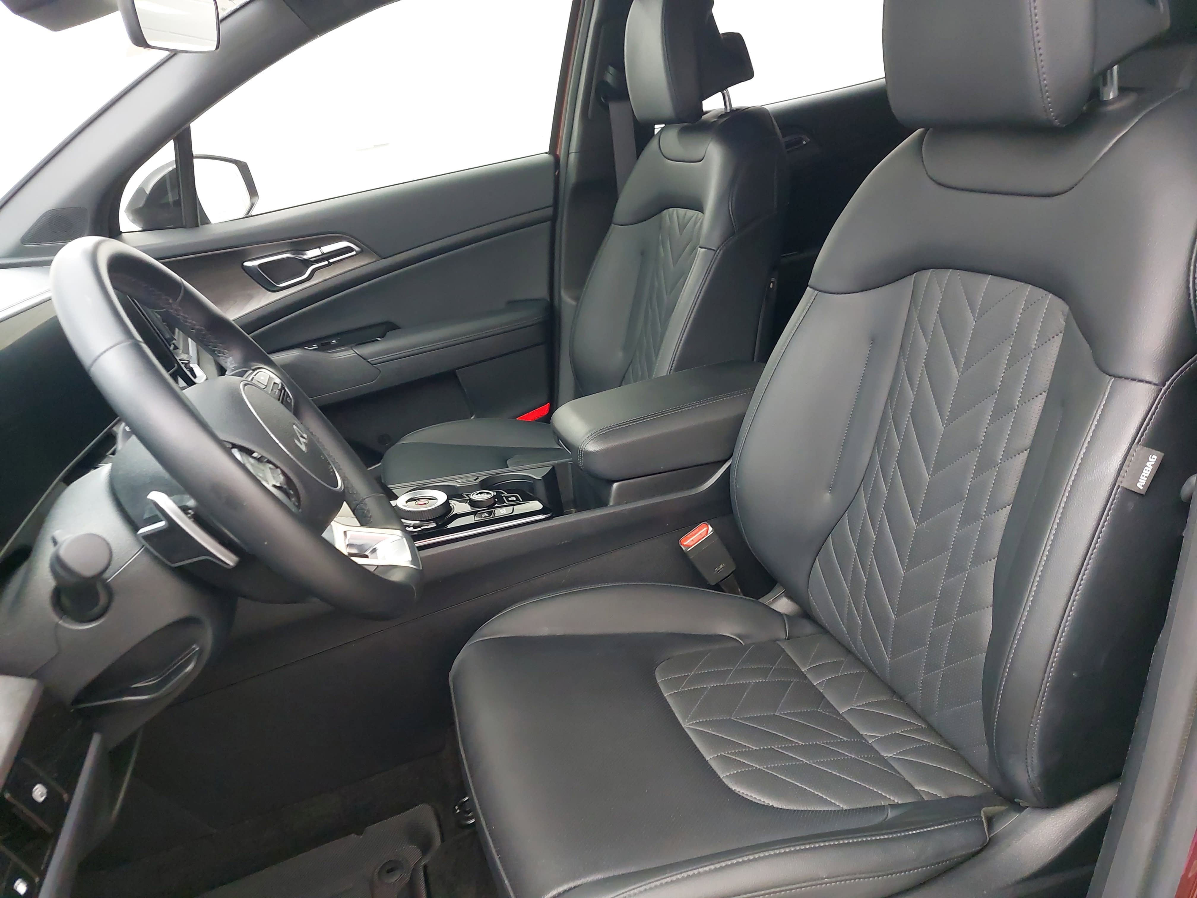 Used 2024 Kia Sportage X-Line AWD/4WD image 5