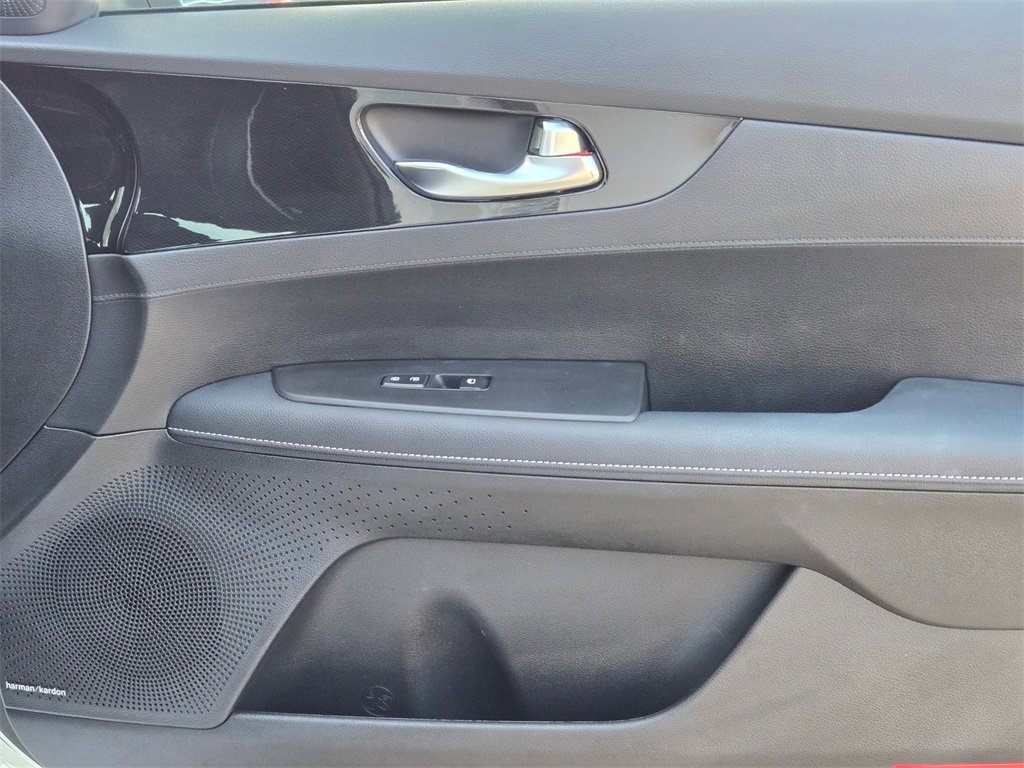 Used 2024 Kia Forte GT-Line w/ GT-Line Premium Package image 27