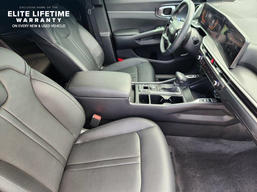 Certified 2026 Kia Sorento S FWD image 12