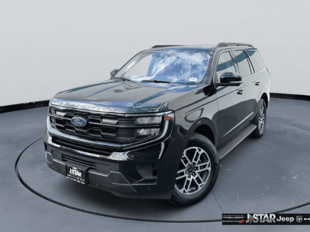 Used 2025 Ford Expedition Active RWD image 1