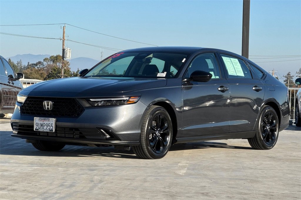 Used 2025 Honda Accord SE image 7