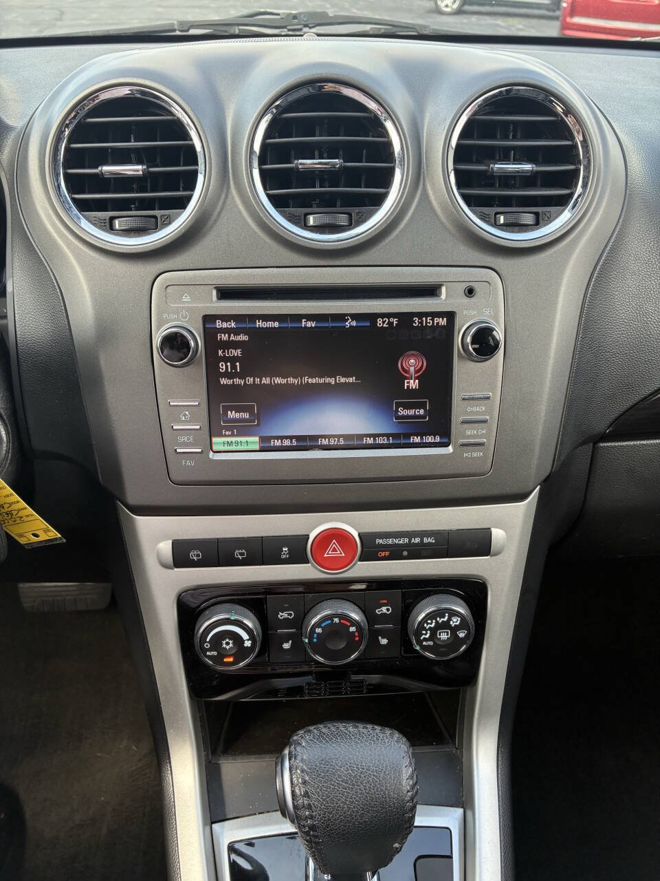 Used 2015 Chevrolet Captiva Sport LT w/ Convenience Package FWD image 13