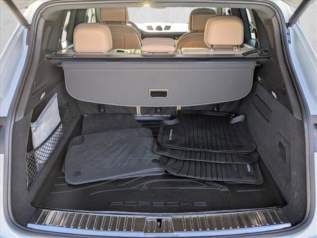 Used 2021 Porsche Cayenne image 6