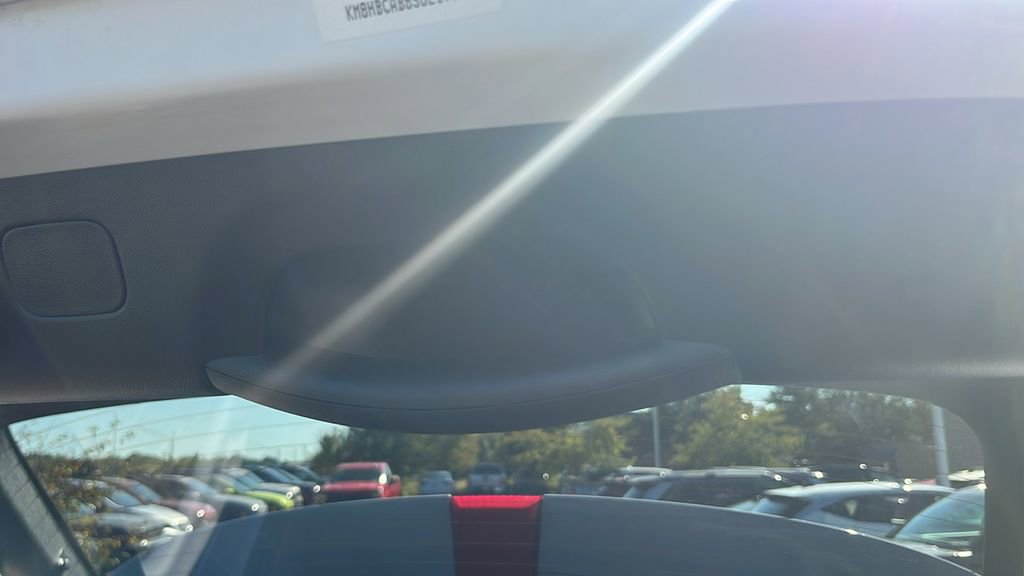 Used 2025 Hyundai Kona SEL image 38