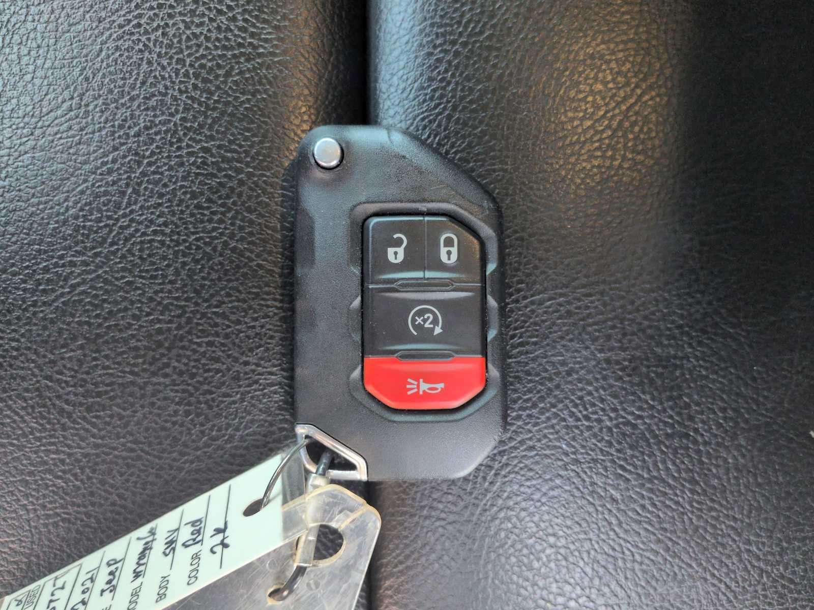Used 2021 Jeep Wrangler Unlimited Sahara AWD/4WD image 35