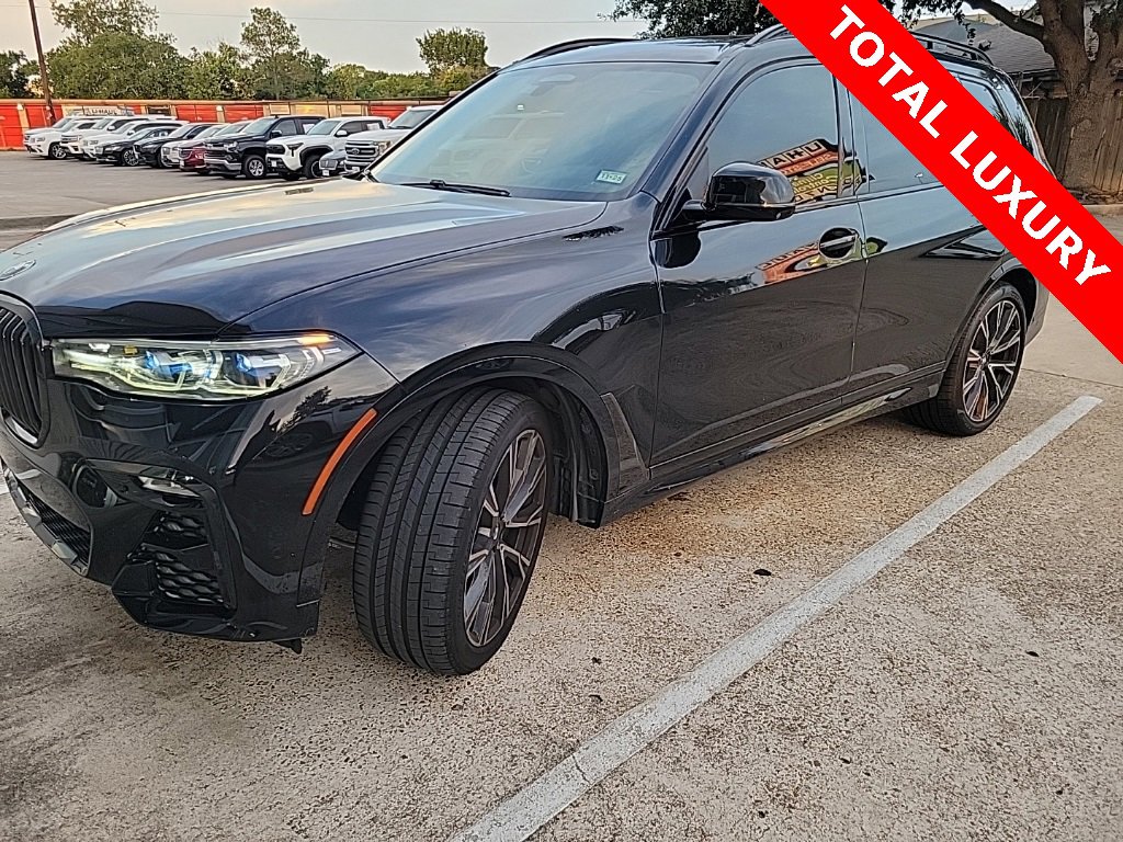 Used 2021 BMW X7 M50i w/ Dynamic Handling Package