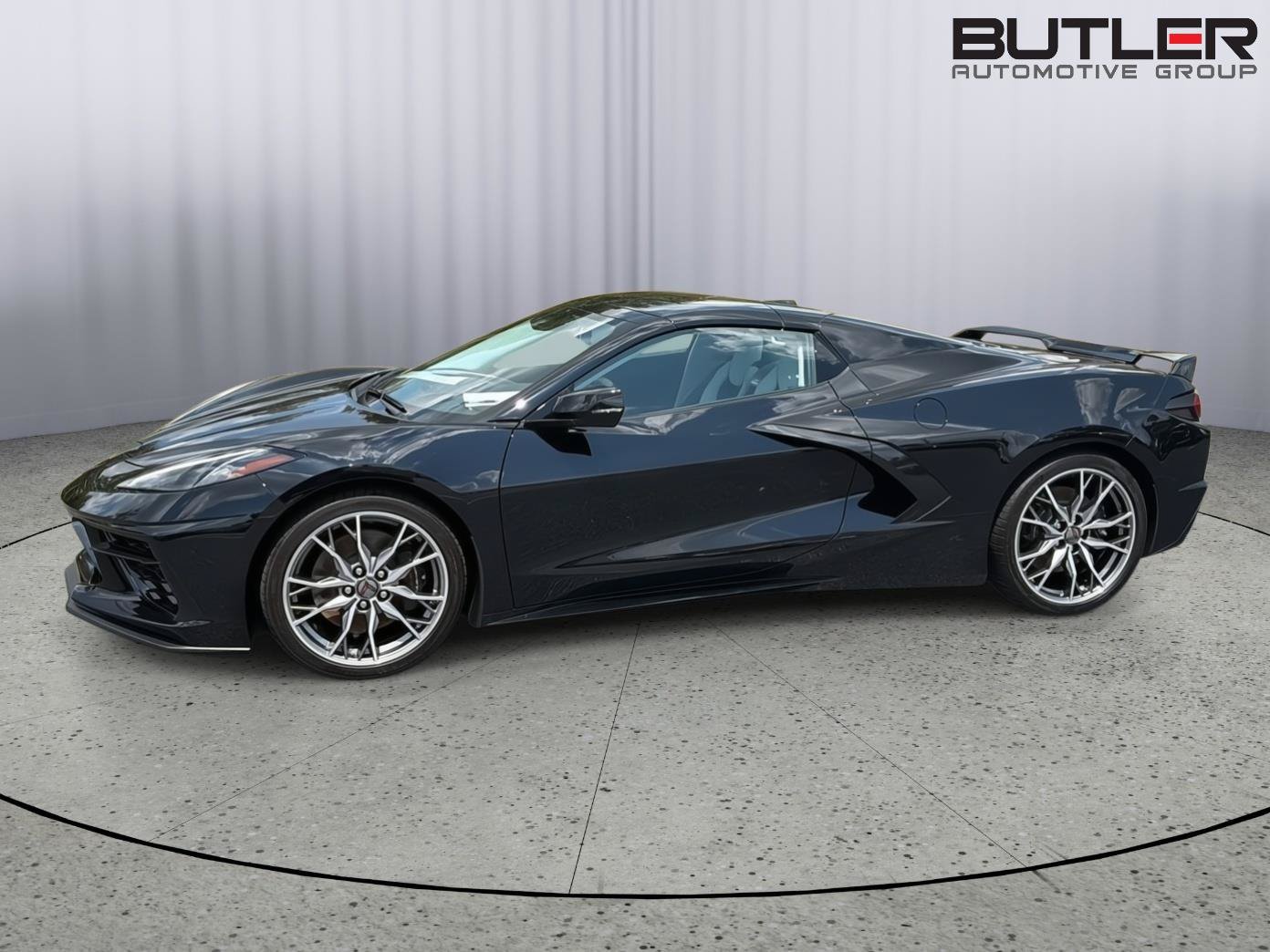 Used 2024 Chevrolet Corvette Stingray Premium Conv w/ Z51 Performance Package RWD image 3
