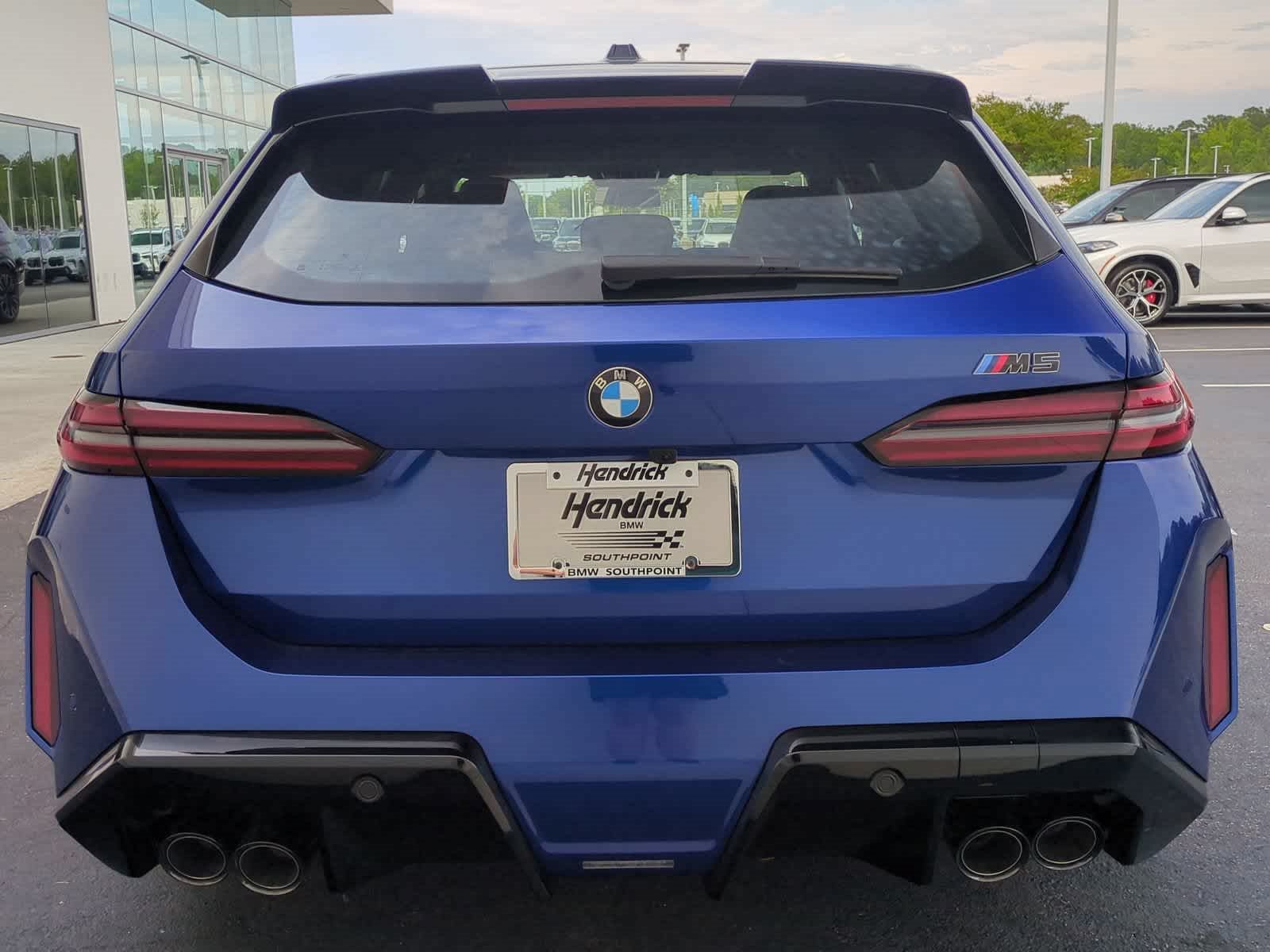 New 2027 BMW M5 Touring AWD/4WD image 9