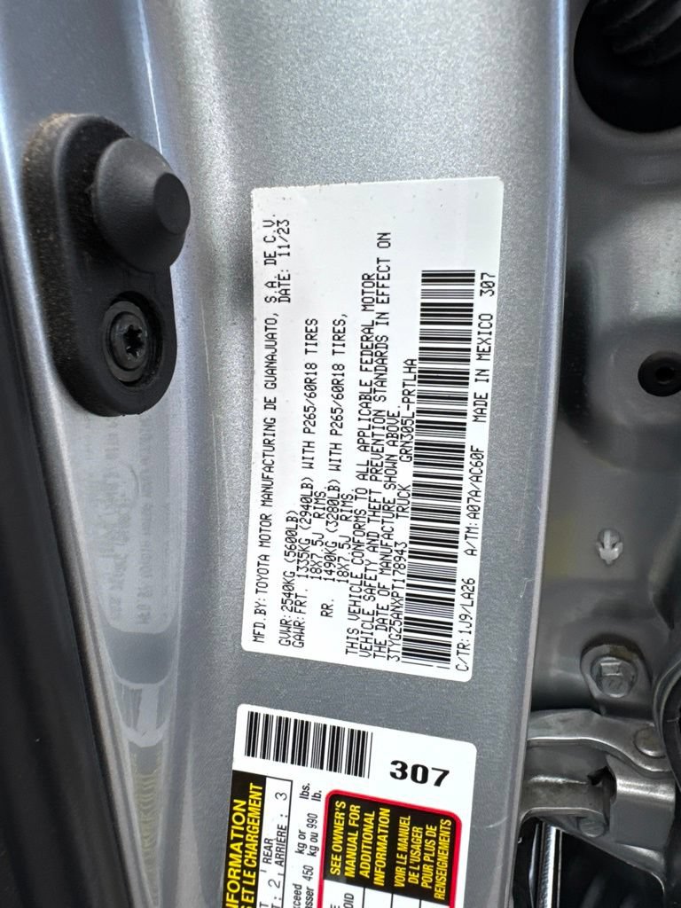 Used 2023 Toyota Tacoma Limited AWD/4WD image 30