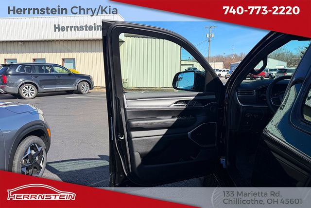 New 2026 Jeep Grand Wagoneer Limited image 13