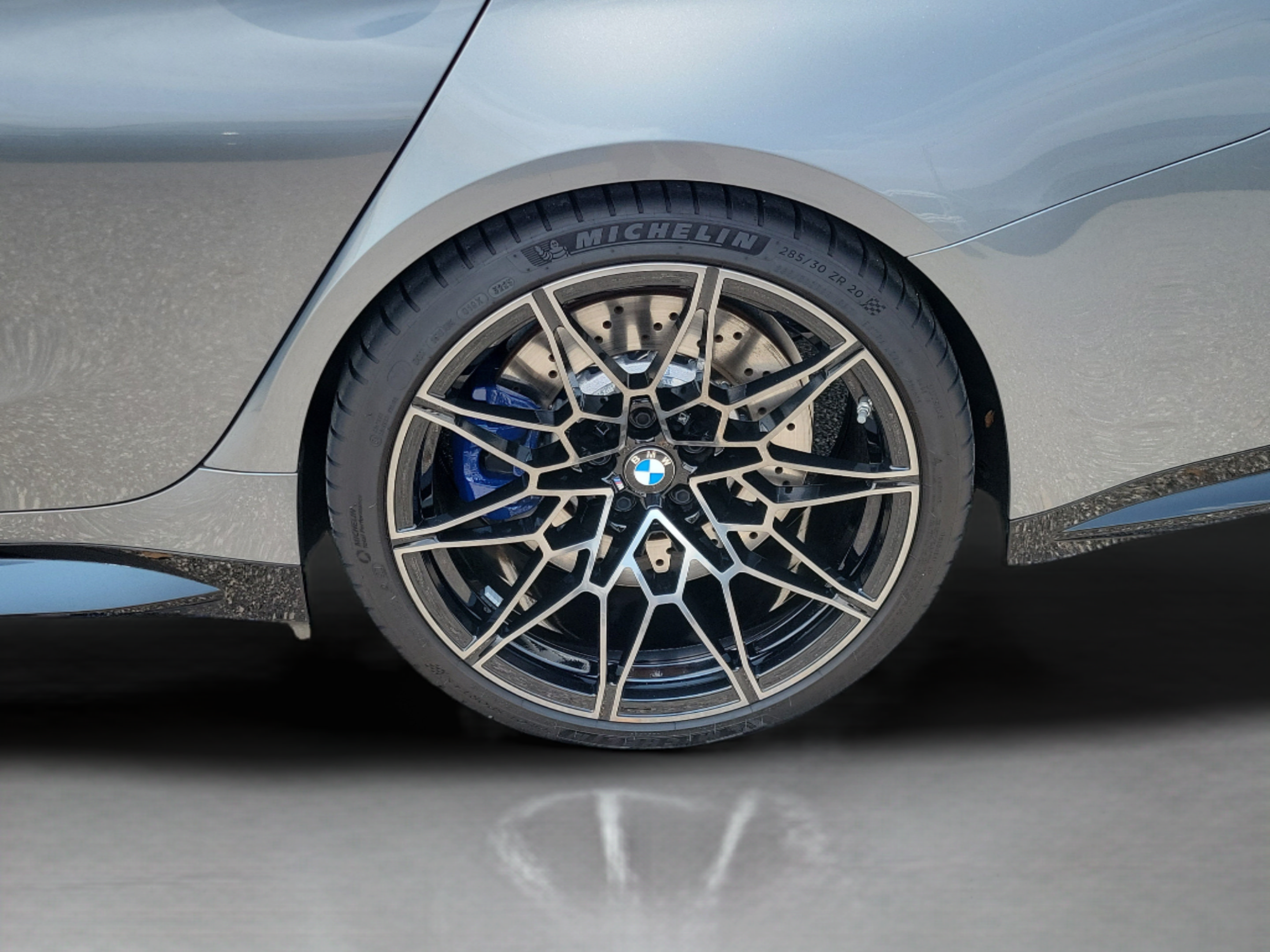 Used 2026 BMW M3 Competition w/ Executive Package RWD image 5
