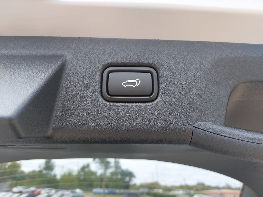 New 2026 Hyundai Tucson SEL Plus w/ Tow & Go Package AWD/4WD image 13