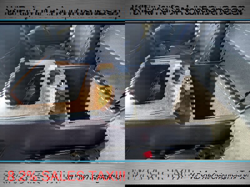 Used 2022 Nissan Armada SL w/ Captain's Chairs Package image 20