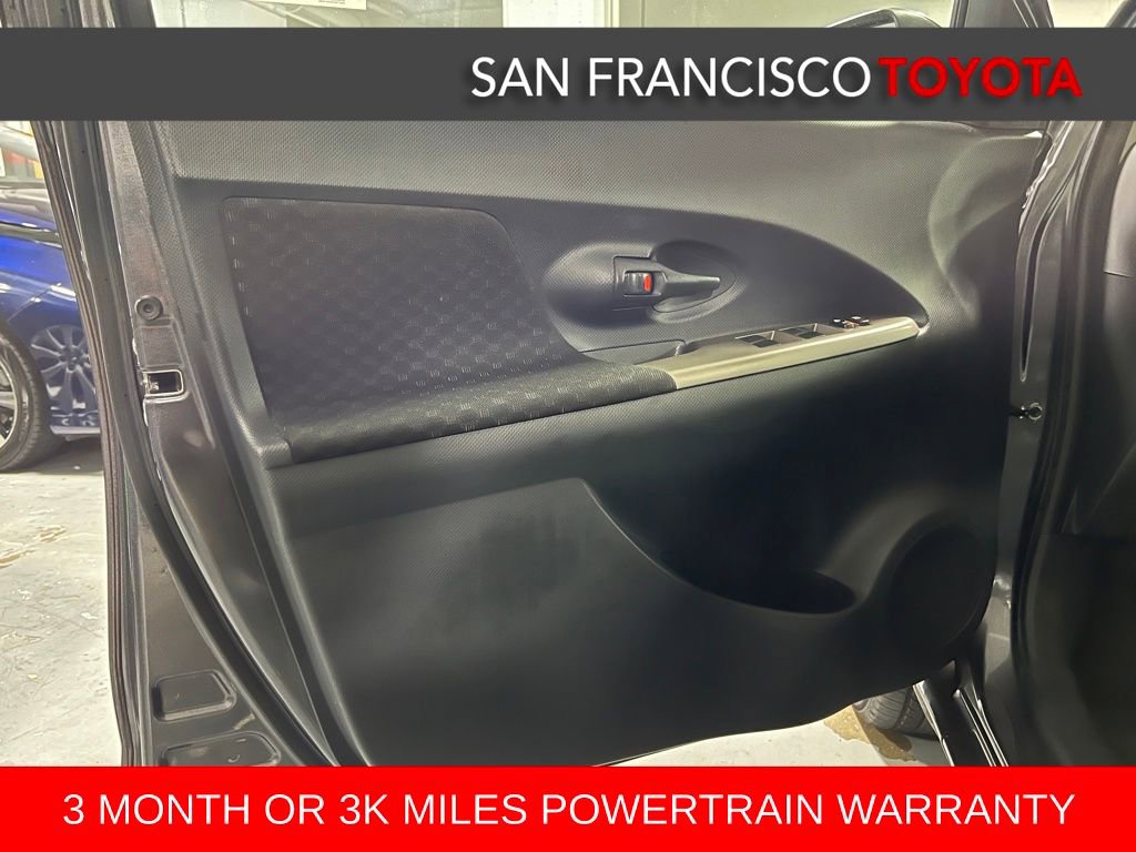 Used 2011 Scion xD image 31