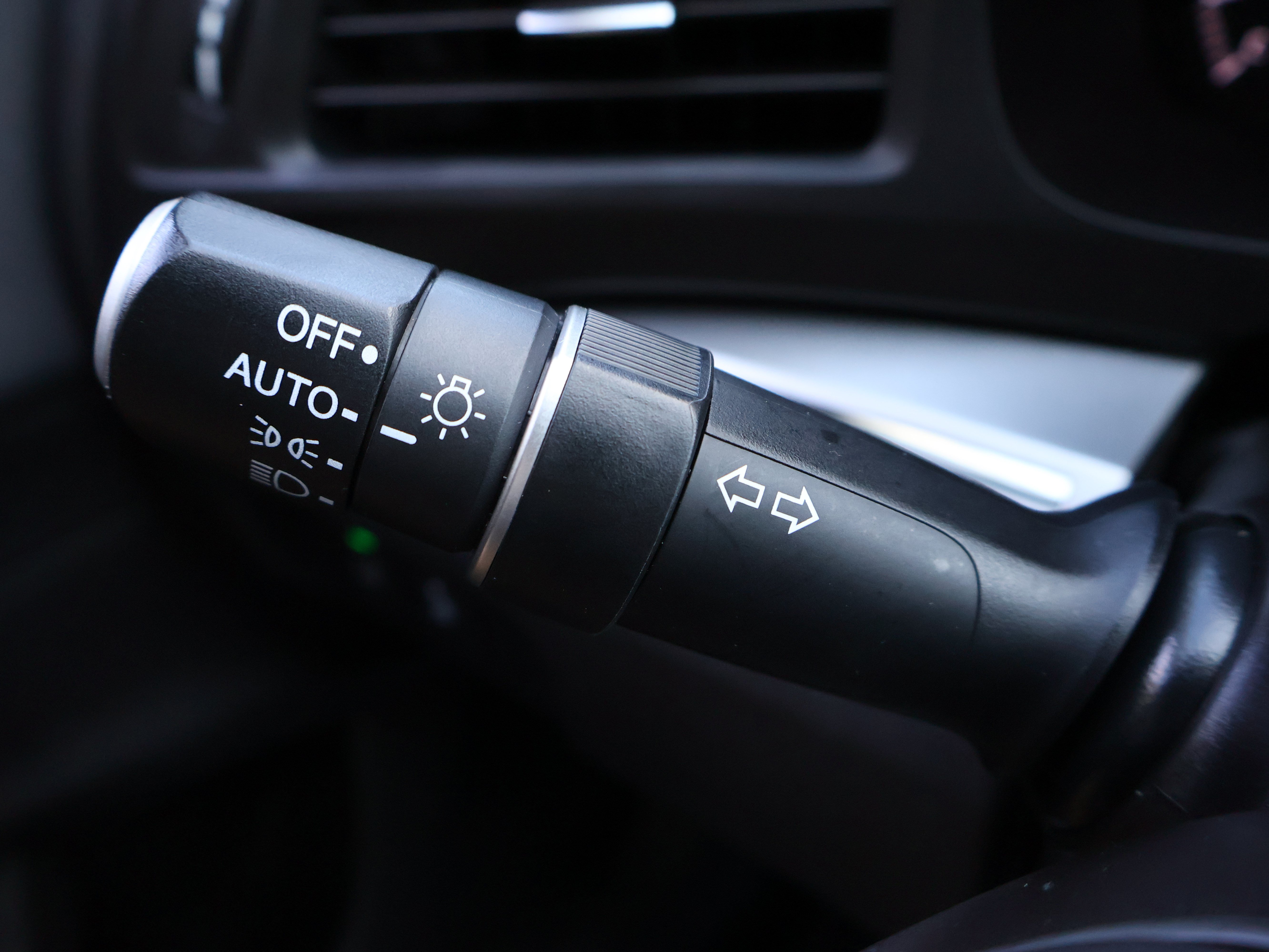 Used 2020 Acura ILX FWD image 27