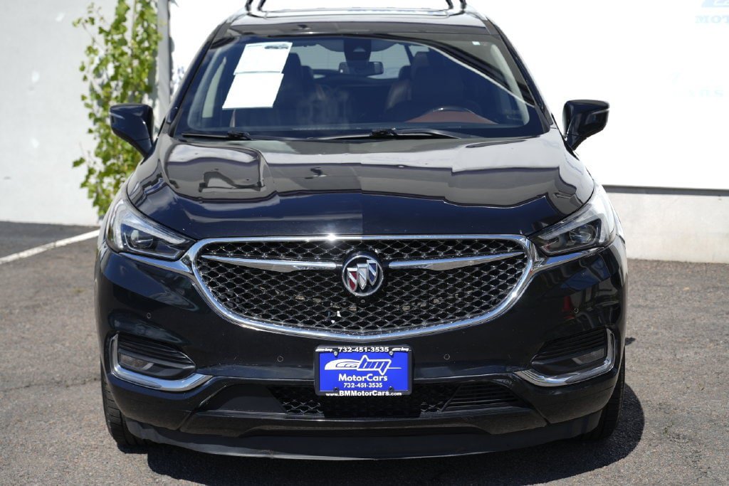Used 2020 Buick Enclave Avenir w/ Avenir Technology Package AWD/4WD image 5