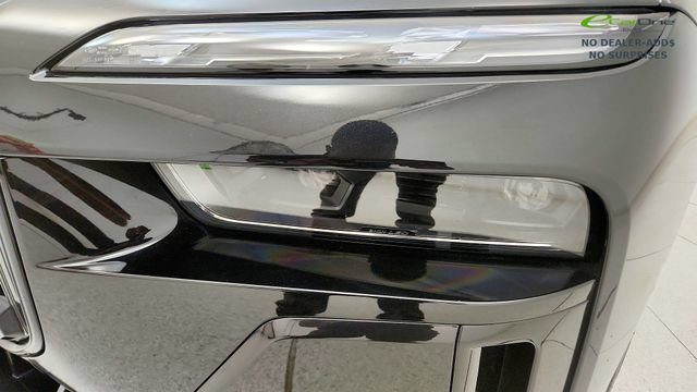 Used 2025 BMW i7 xDrive60 w/ Executive Package RWD image 24