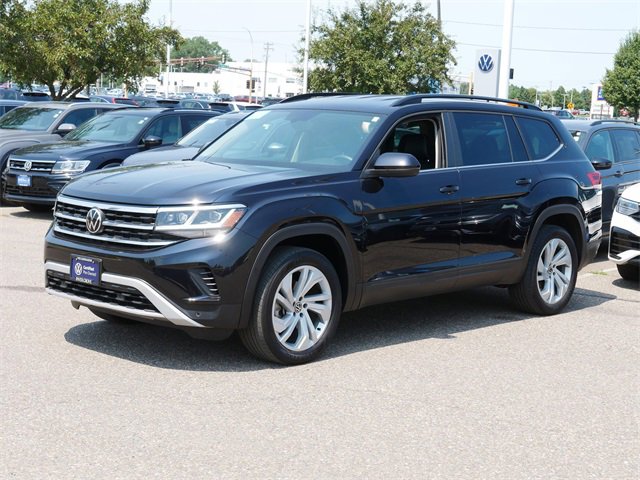 Certified 2022 Volkswagen Atlas SE image 3