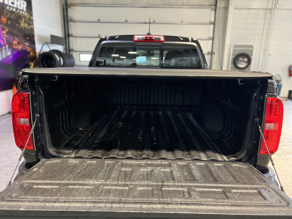 Used 2020 Chevrolet Colorado ZR2 w/ Colorado ZR2 Bison Edition image 12