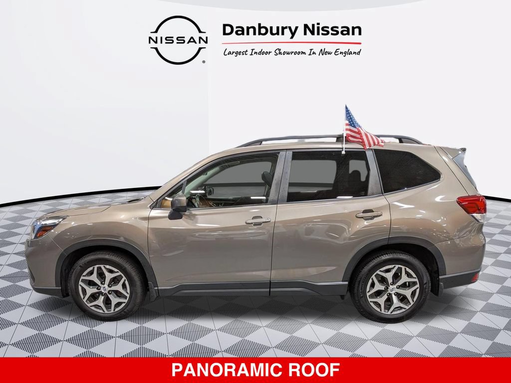 Used 2019 Subaru Forester Premium w/ All-Weather Package AWD/4WD image 6