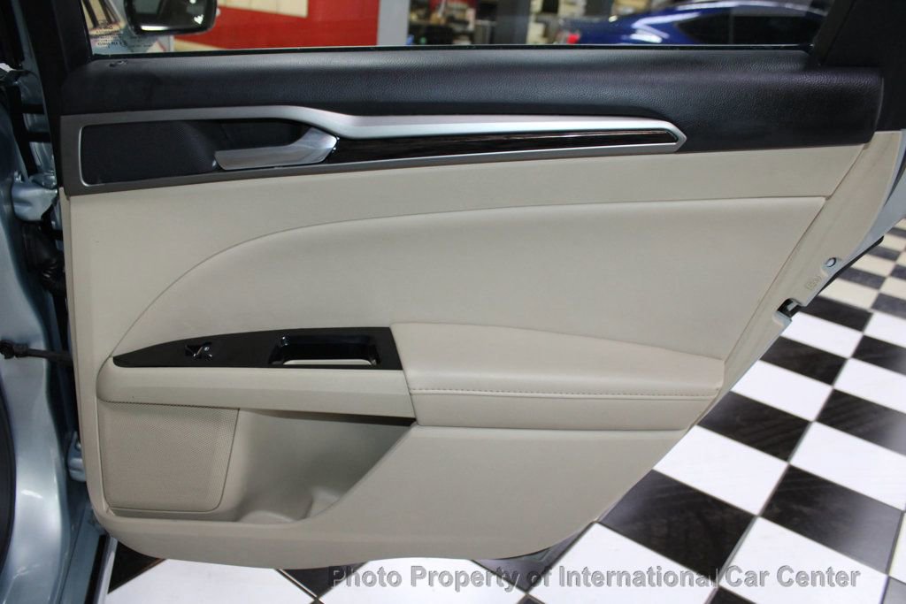 Used 2013 Ford Fusion SE image 23