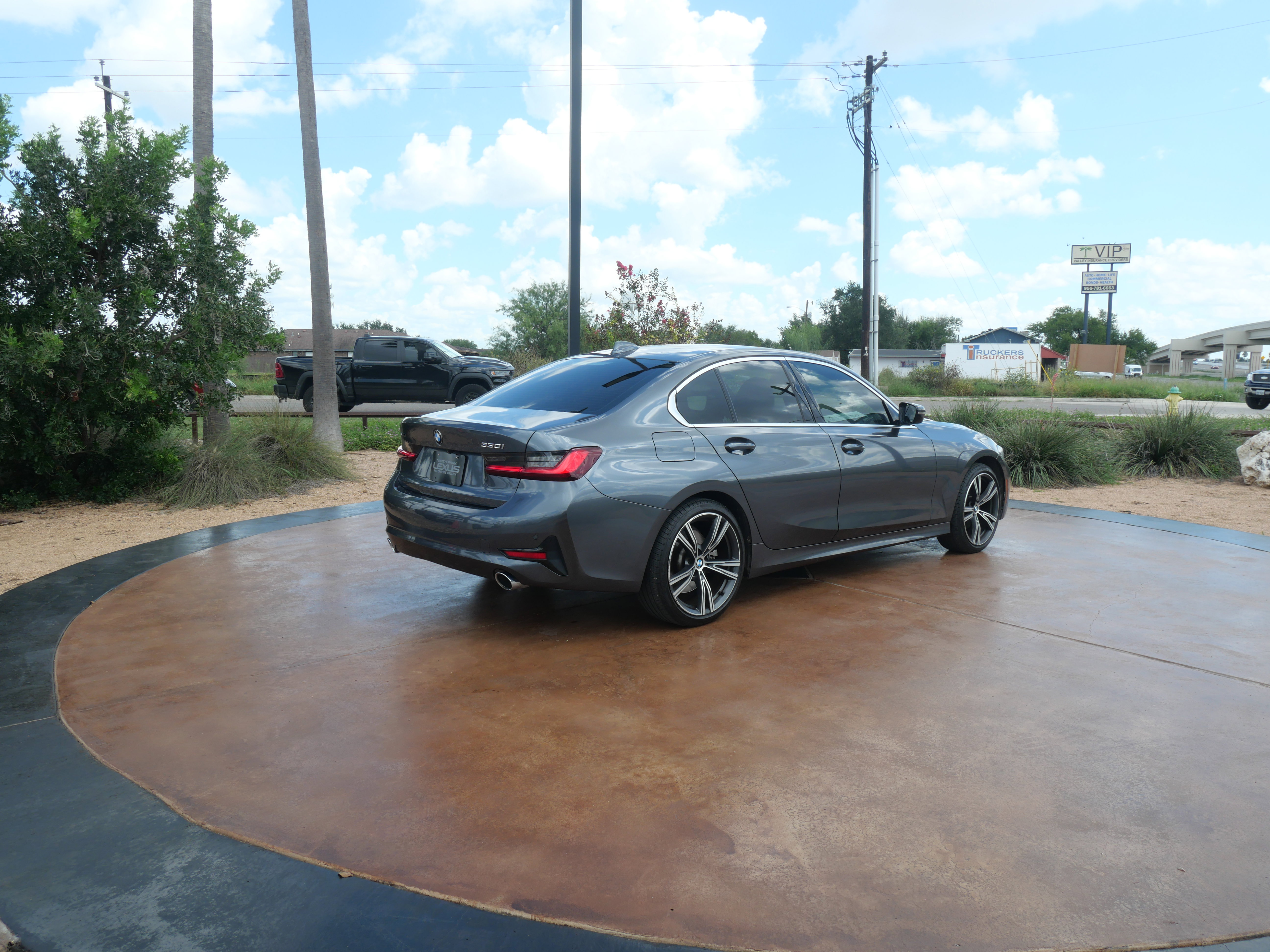 Used 2022 BMW 330i xDrive Sedan w/ Premium Package 2 image 2