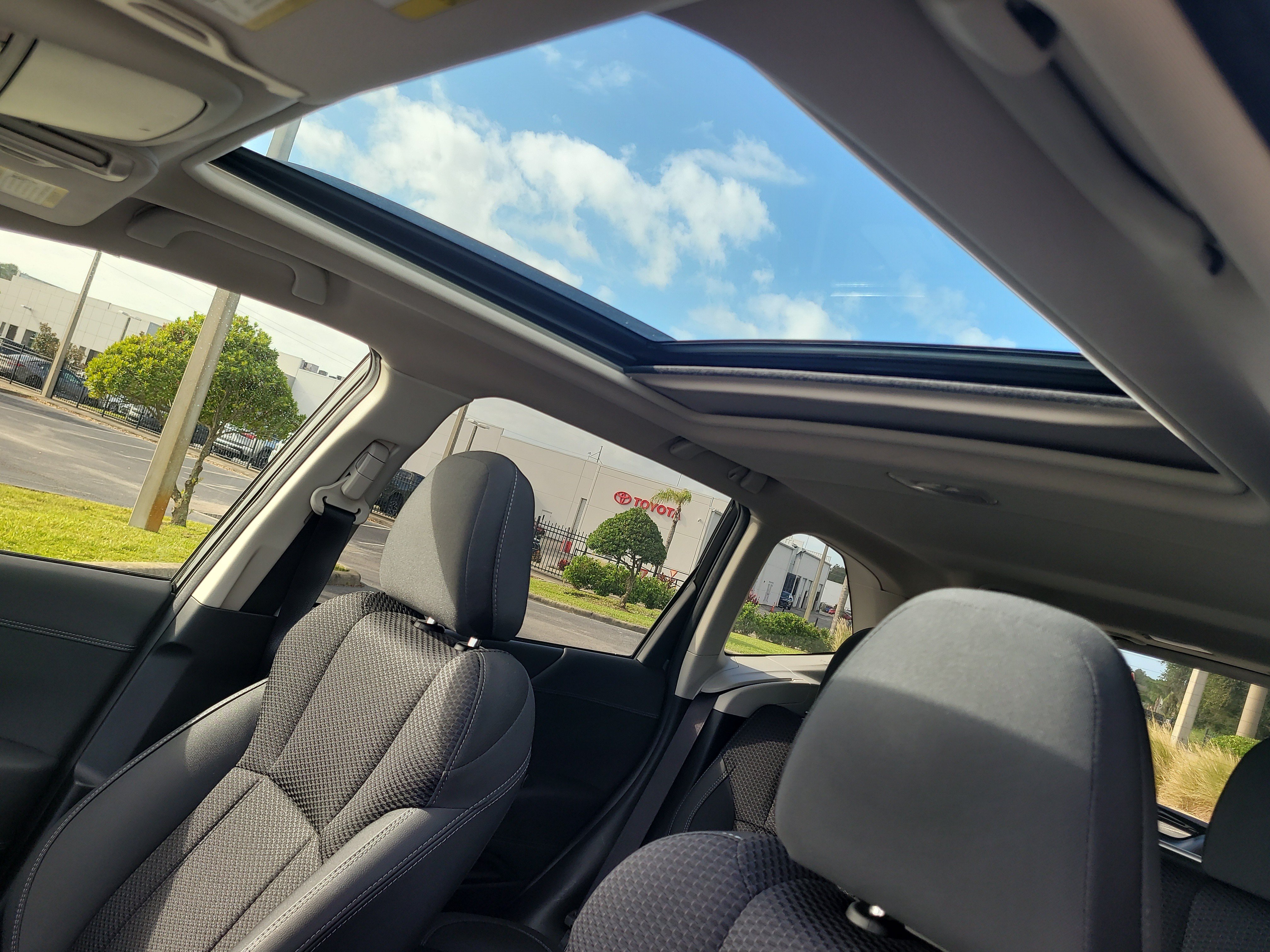 Used 2024 Subaru Forester Premium AWD/4WD image 21