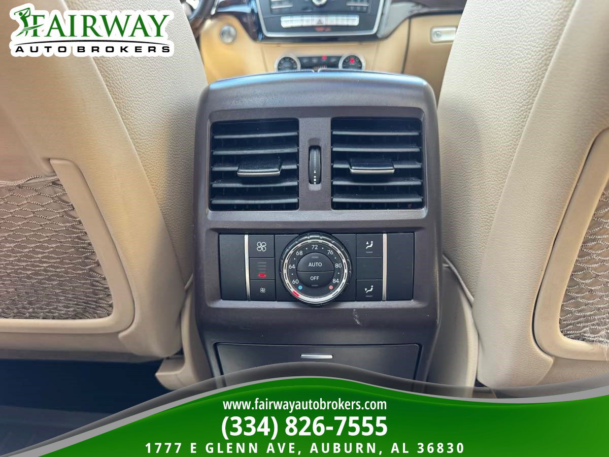 Used 2017 Mercedes-Benz GLS 450 4MATIC image 28