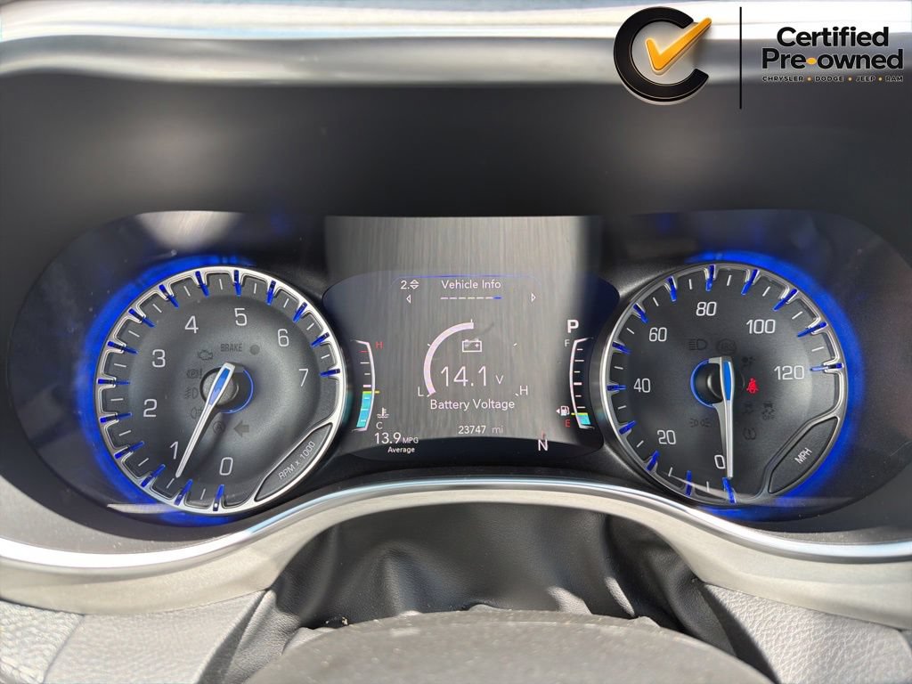 Certified 2023 Chrysler Pacifica Limited w/ Uconnect Theater Family Group AWD/4WD image 70