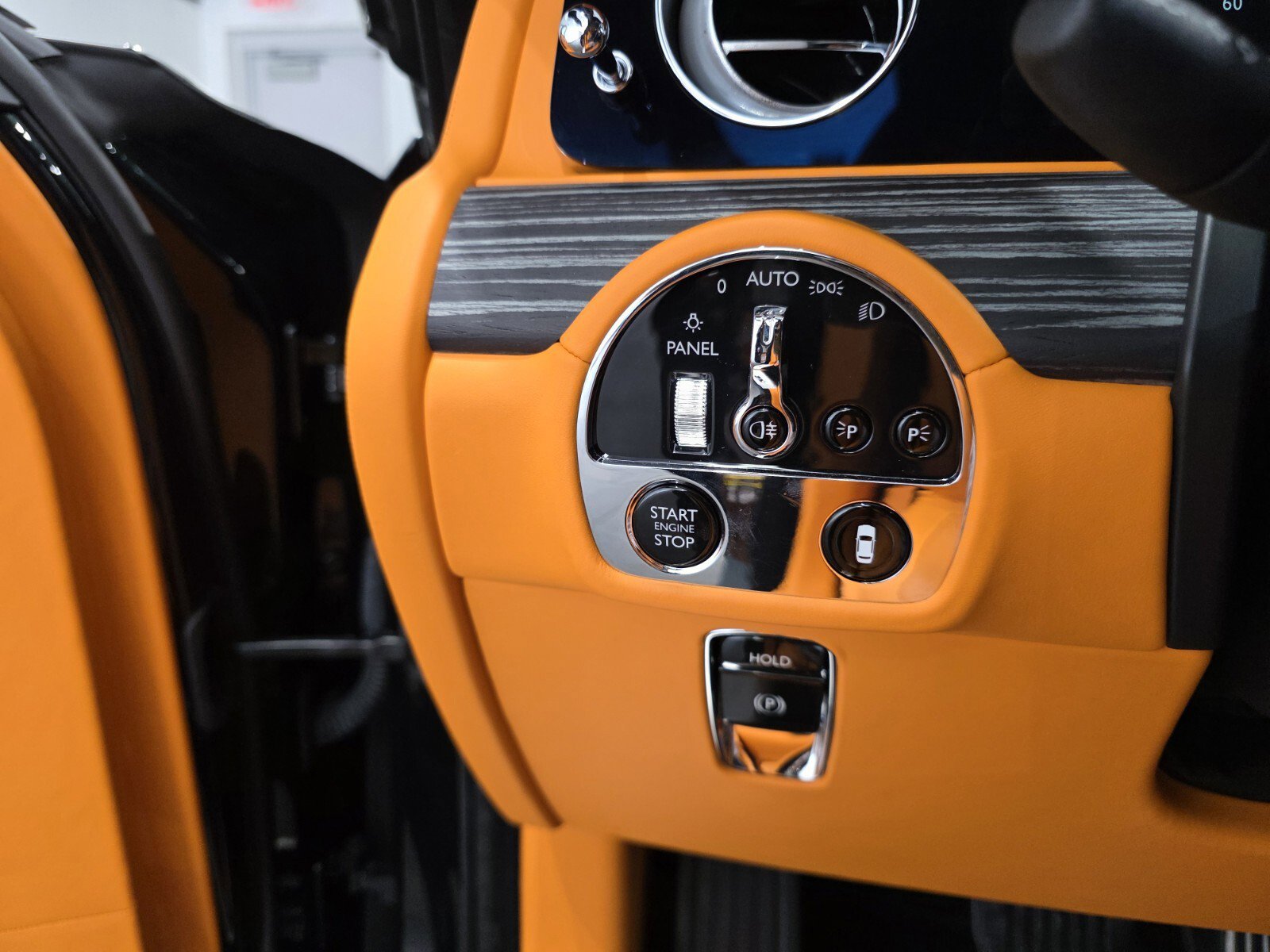 Used 2024 Rolls-Royce Ghost w/ Ghost Package image 26