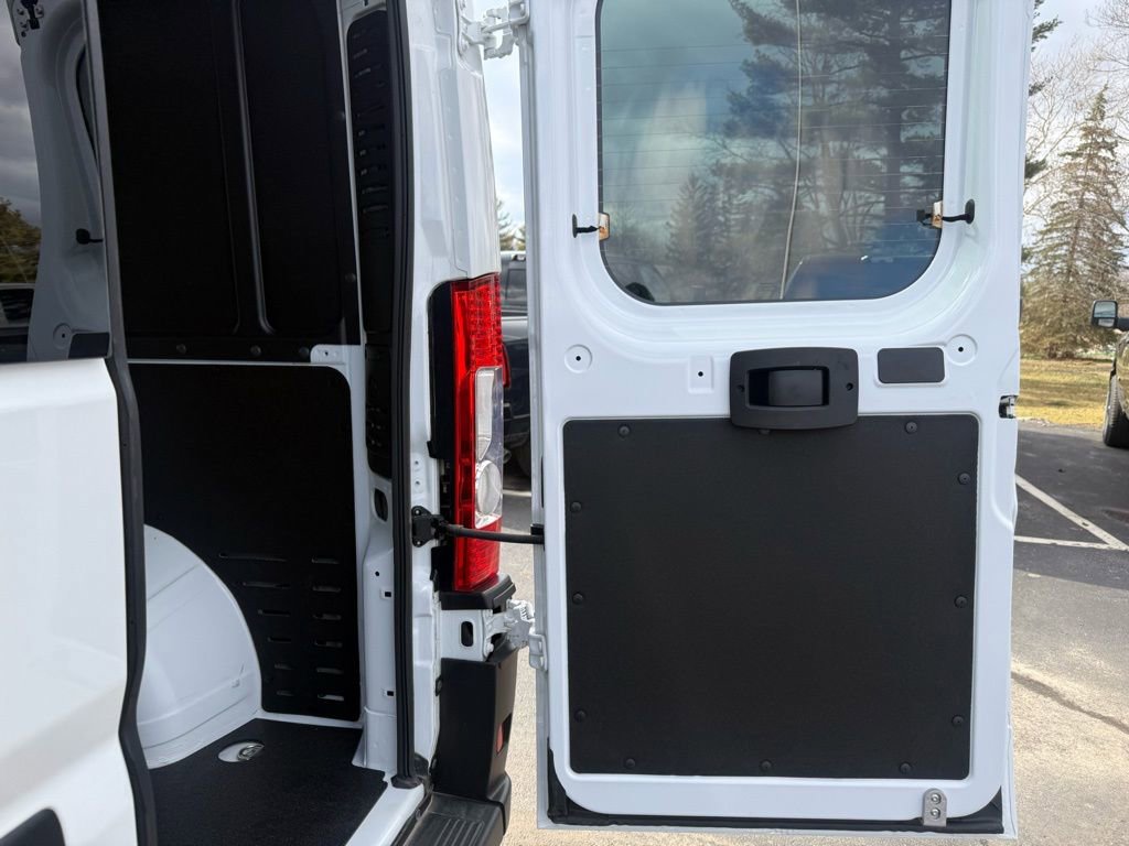 New 2025 RAM ProMaster 1500 w/ Cold Weather Group image 43