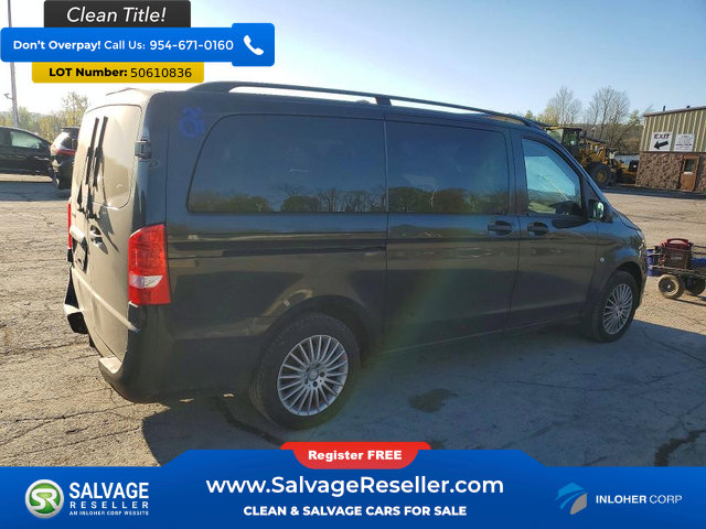 Used 2017 Mercedes-Benz Metris Passenger image 4
