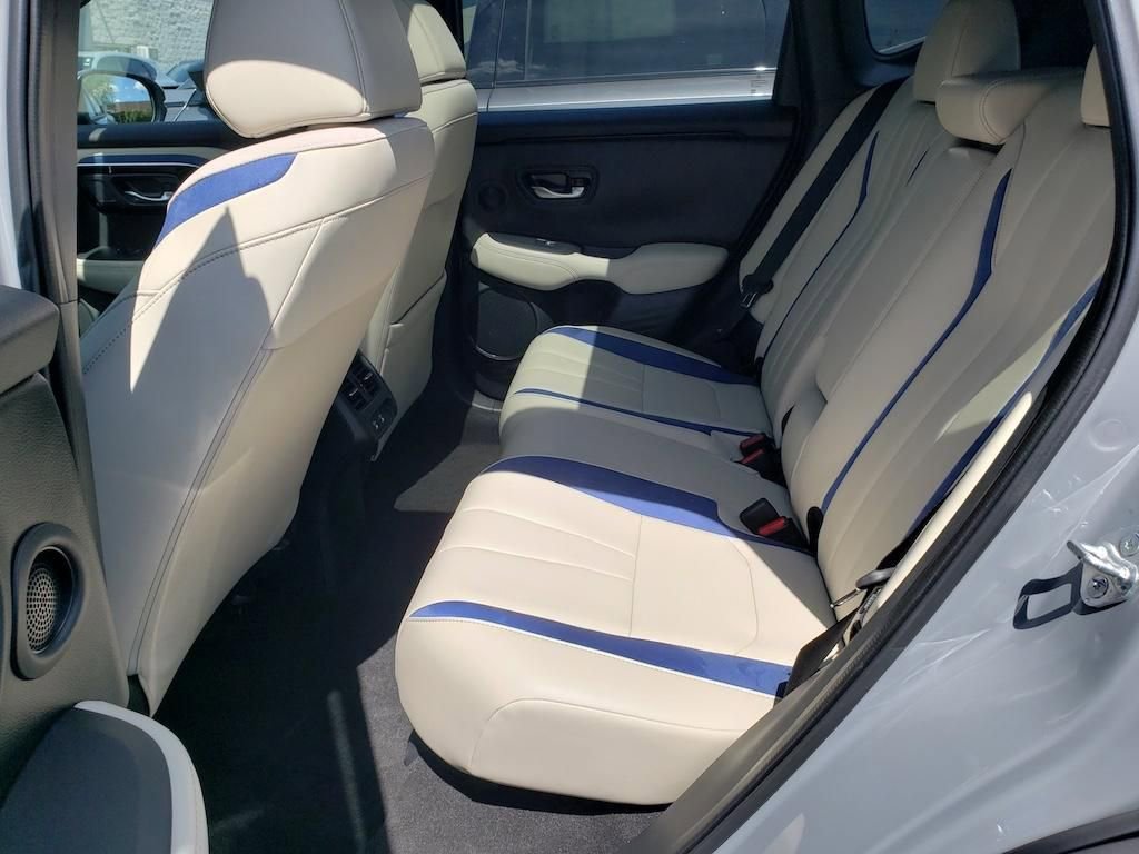 Certified 2025 Acura ADX A-Spec image 34