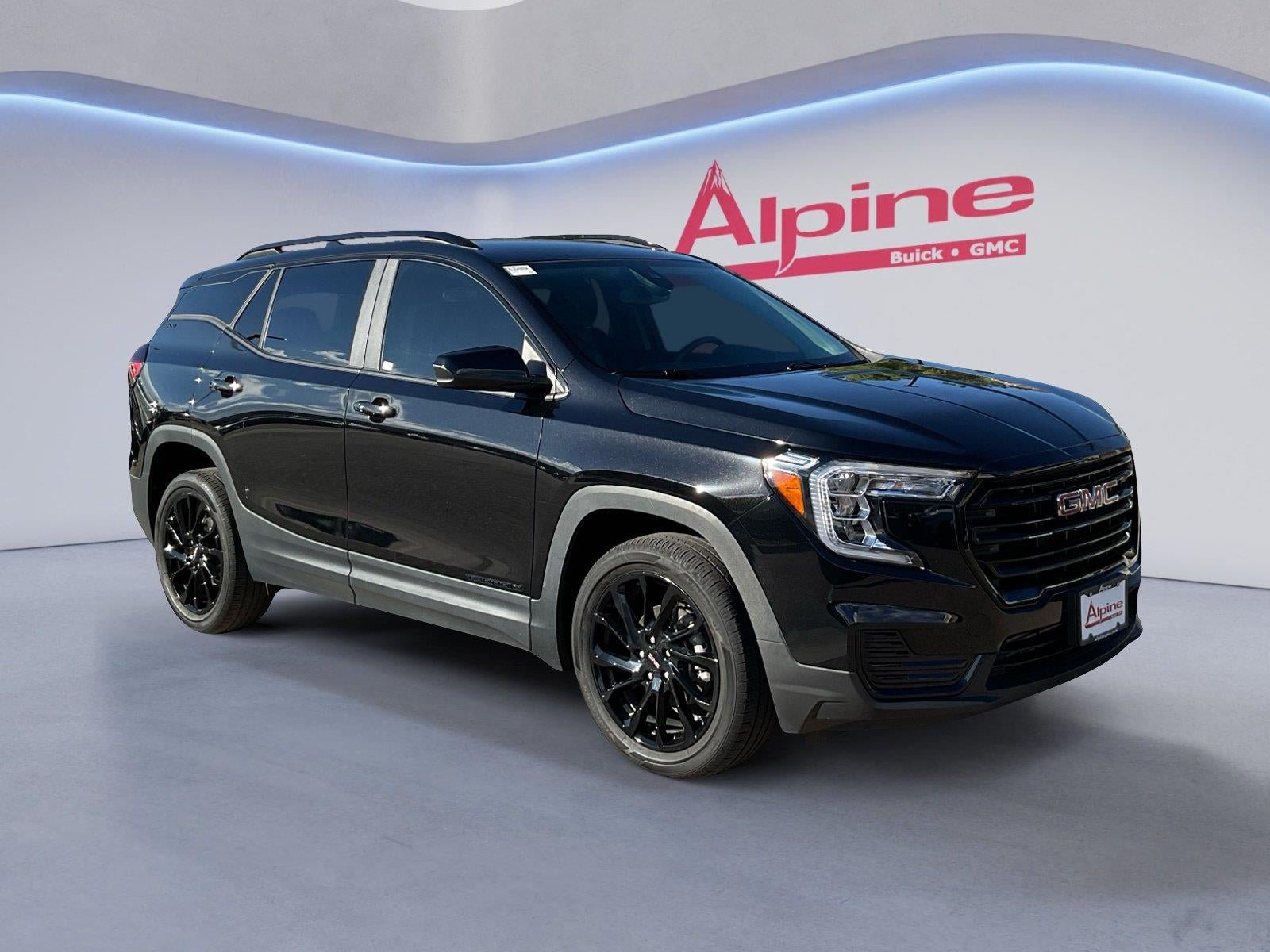 Used 2024 GMC Terrain SLE w/ Elevation Edition AWD/4WD image 7