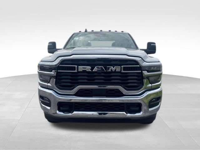 New 2026 RAM 3500 Tradesman w/ Chrome Appearance Group A AWD/4WD image 7