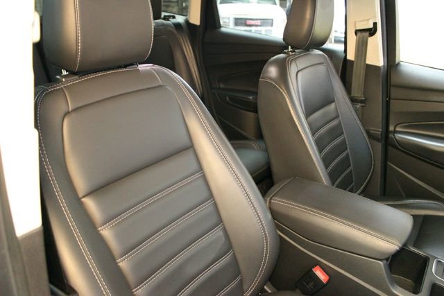 Used 2019 Ford Escape SEL image 11