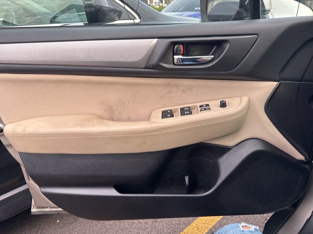 Used 2016 Subaru Outback 2.5i Premium w/ Protection Package #1 image 9