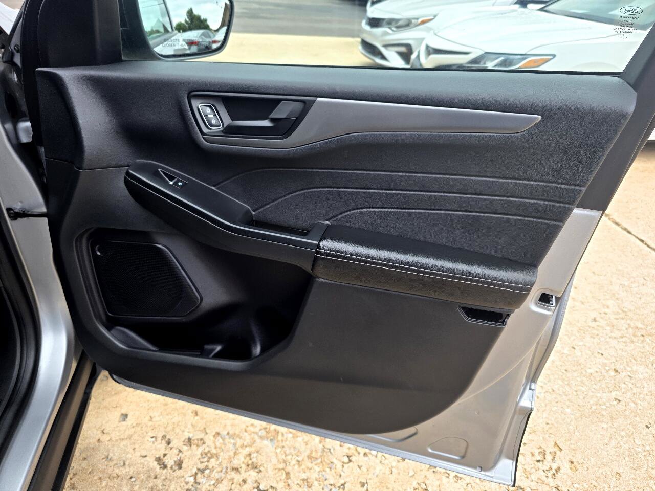 Used 2024 Ford Escape Active image 17