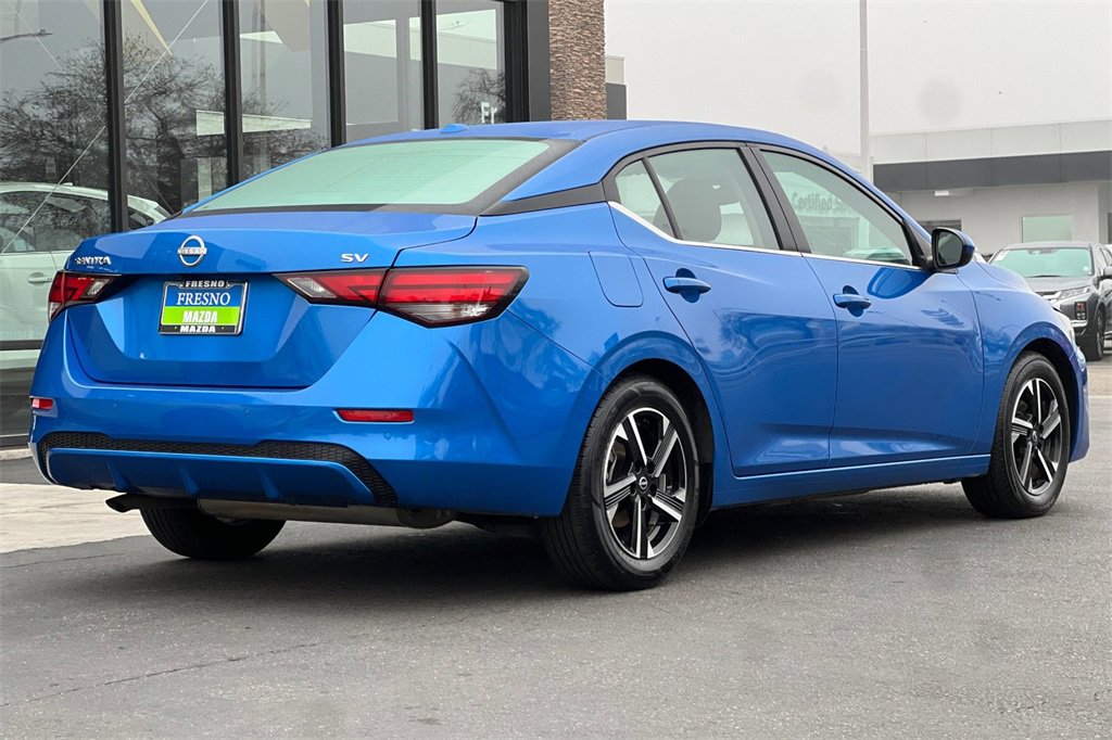 Used 2024 Nissan Sentra SV image 6