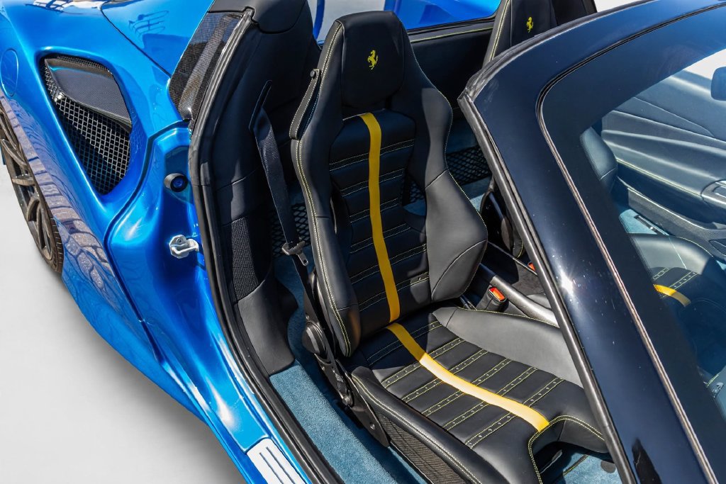 Certified 2022 Ferrari F8 Tributo RWD image 56