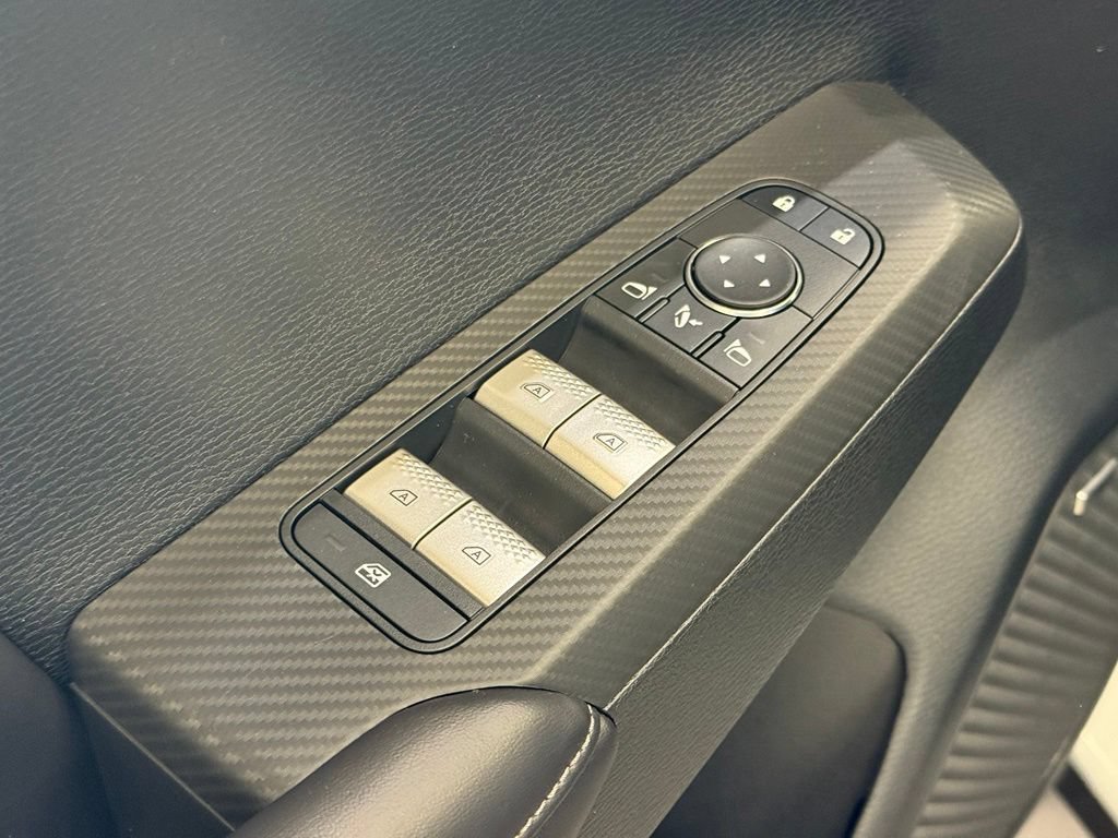 New 2026 Mitsubishi Outlander AWD image 25