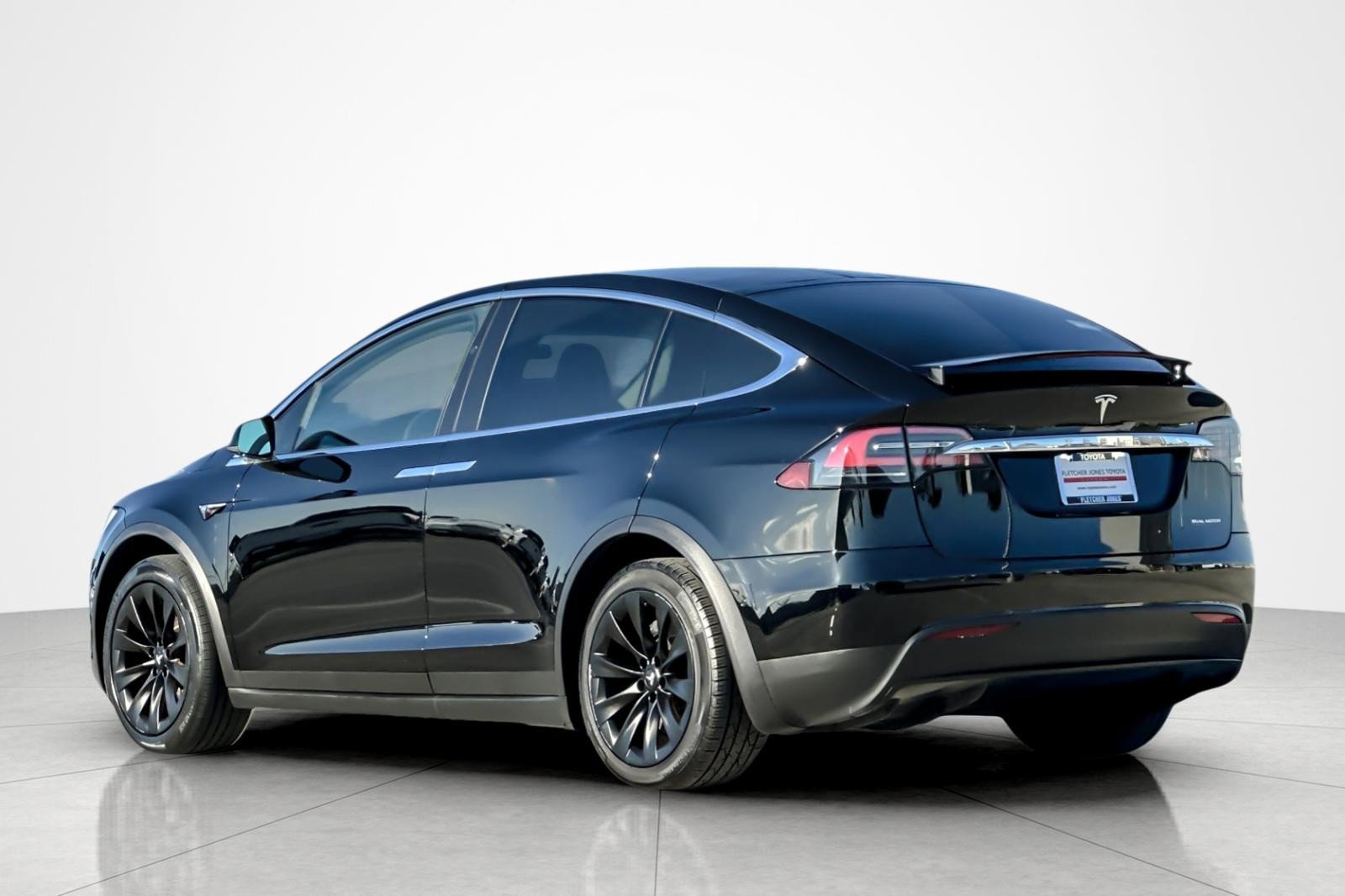 Used 2019 Tesla Model X Performance AWD/4WD image 3
