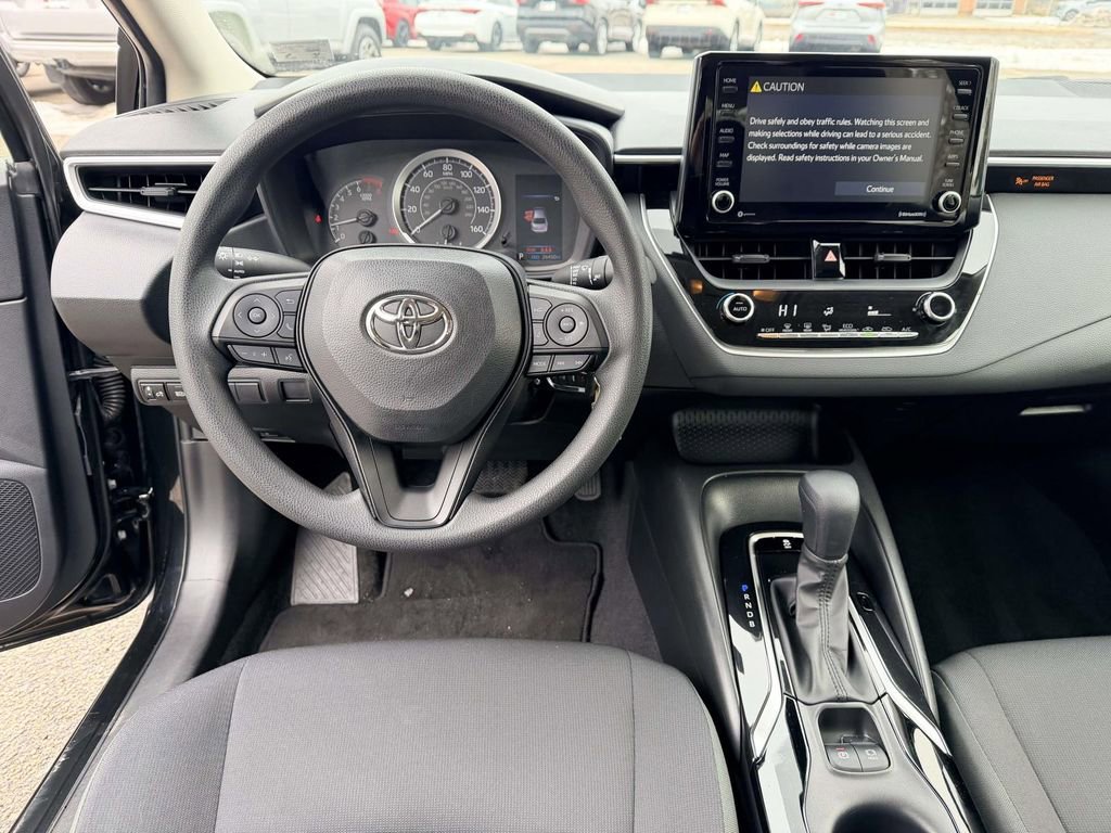 Certified 2022 Toyota Corolla LE w/ Carpet Mat Package (TMS) image 2